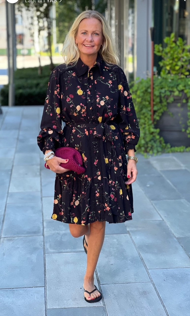 Yastilera LS Shirt dress -black