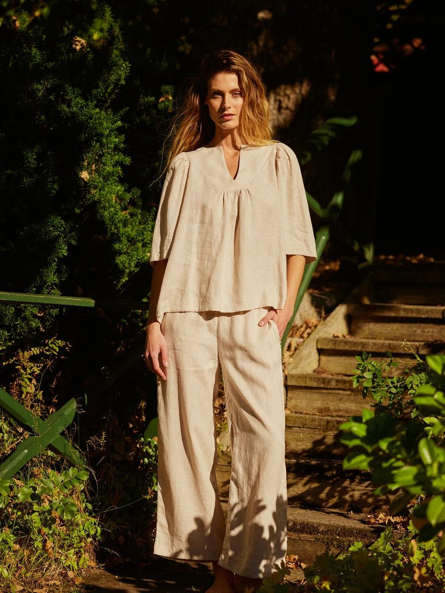 Ellie linen top -beige