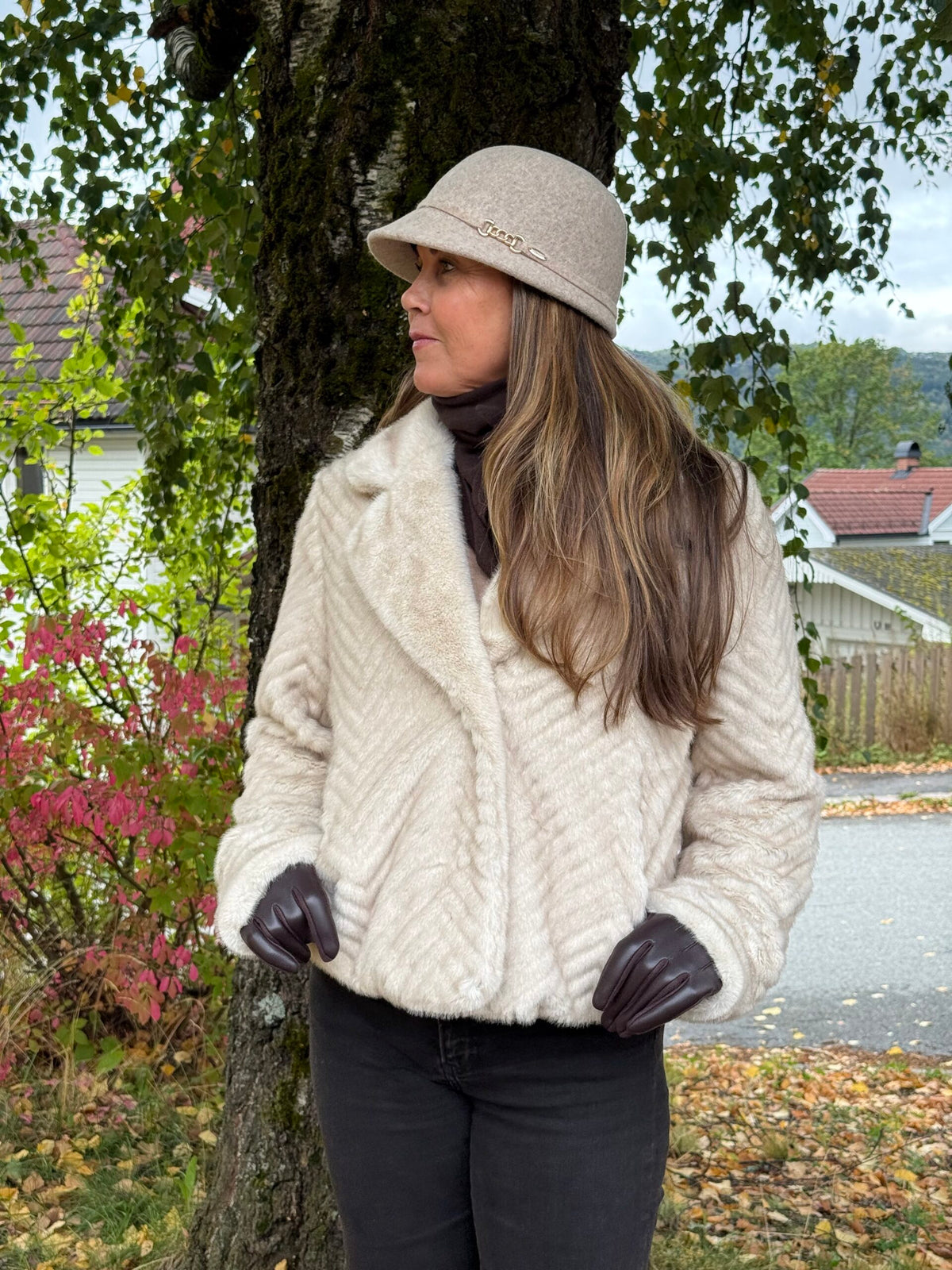 Alexandra fuskepels jakke kort-lys beige
