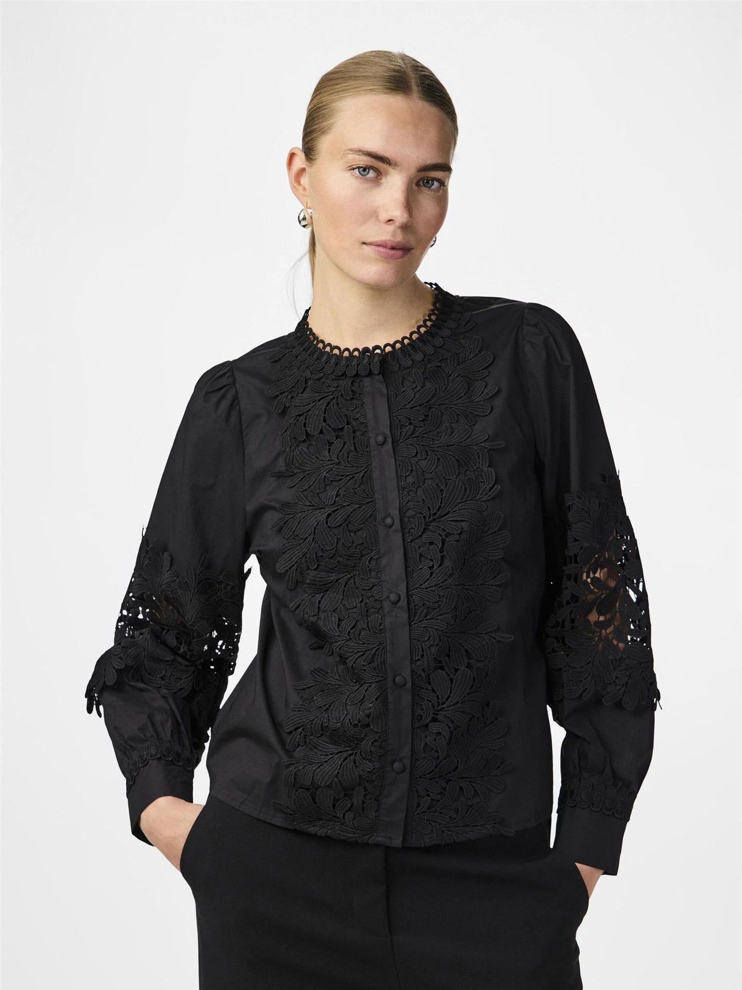 YasEmira LS Shirt-black