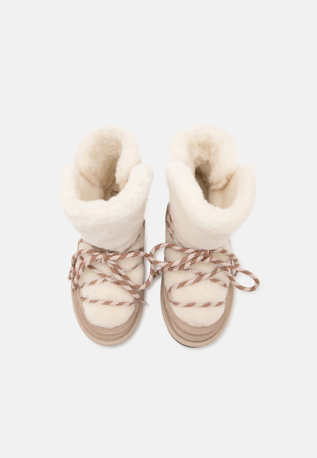 W classic Tread Fluffed Boot