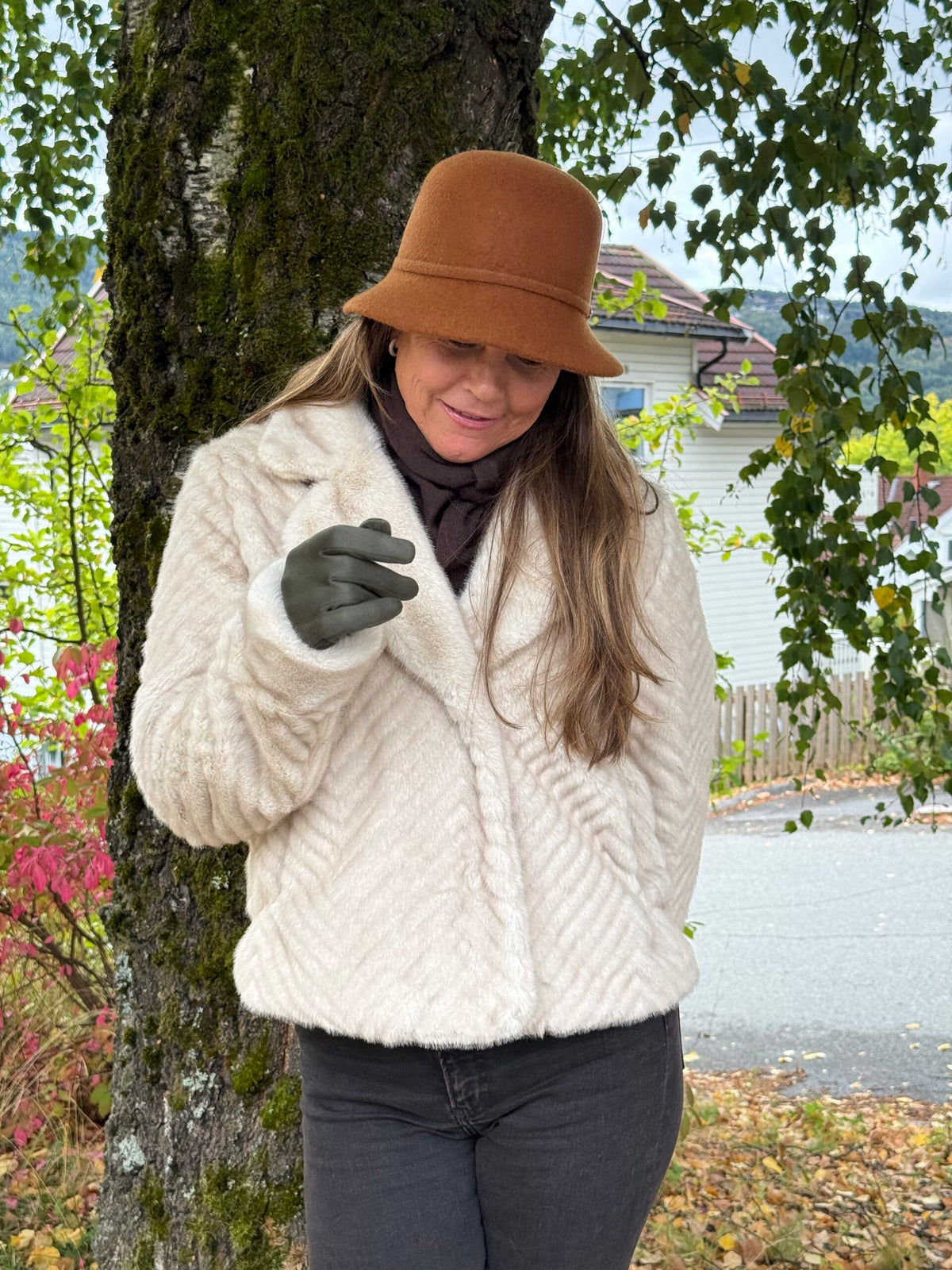 Alexandra fuskepels jakke kort-lys beige