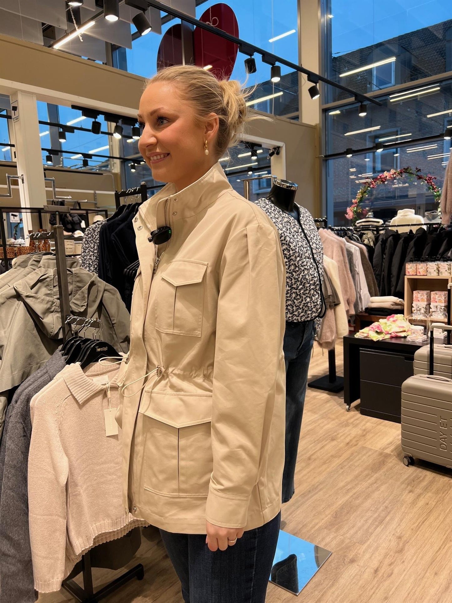 Madiana Jacket - light sand