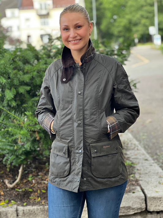 Barbour Classic Beadnell - Olive