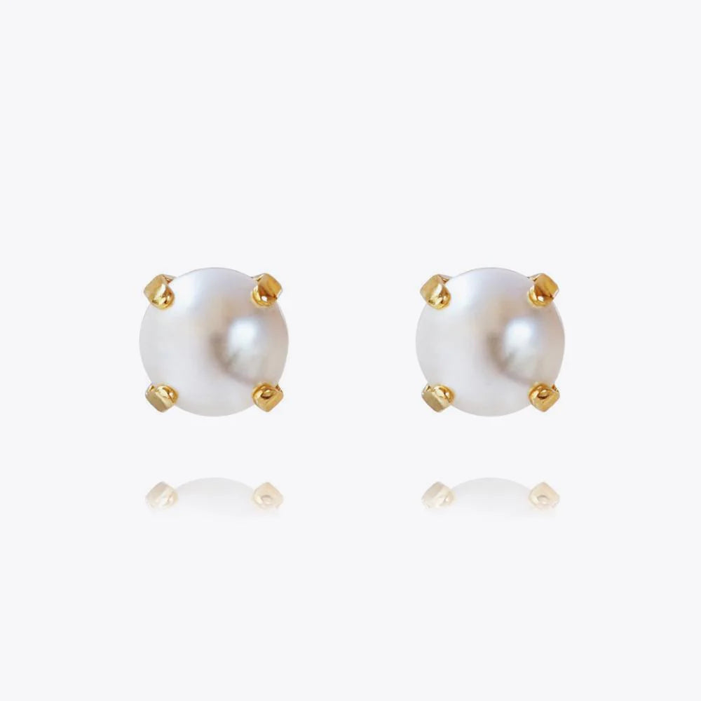 Classic Stud Earrings -pearl
