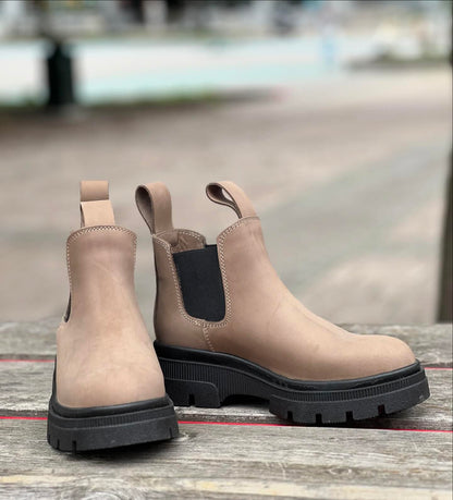 Low Chelsea Boot- Camel