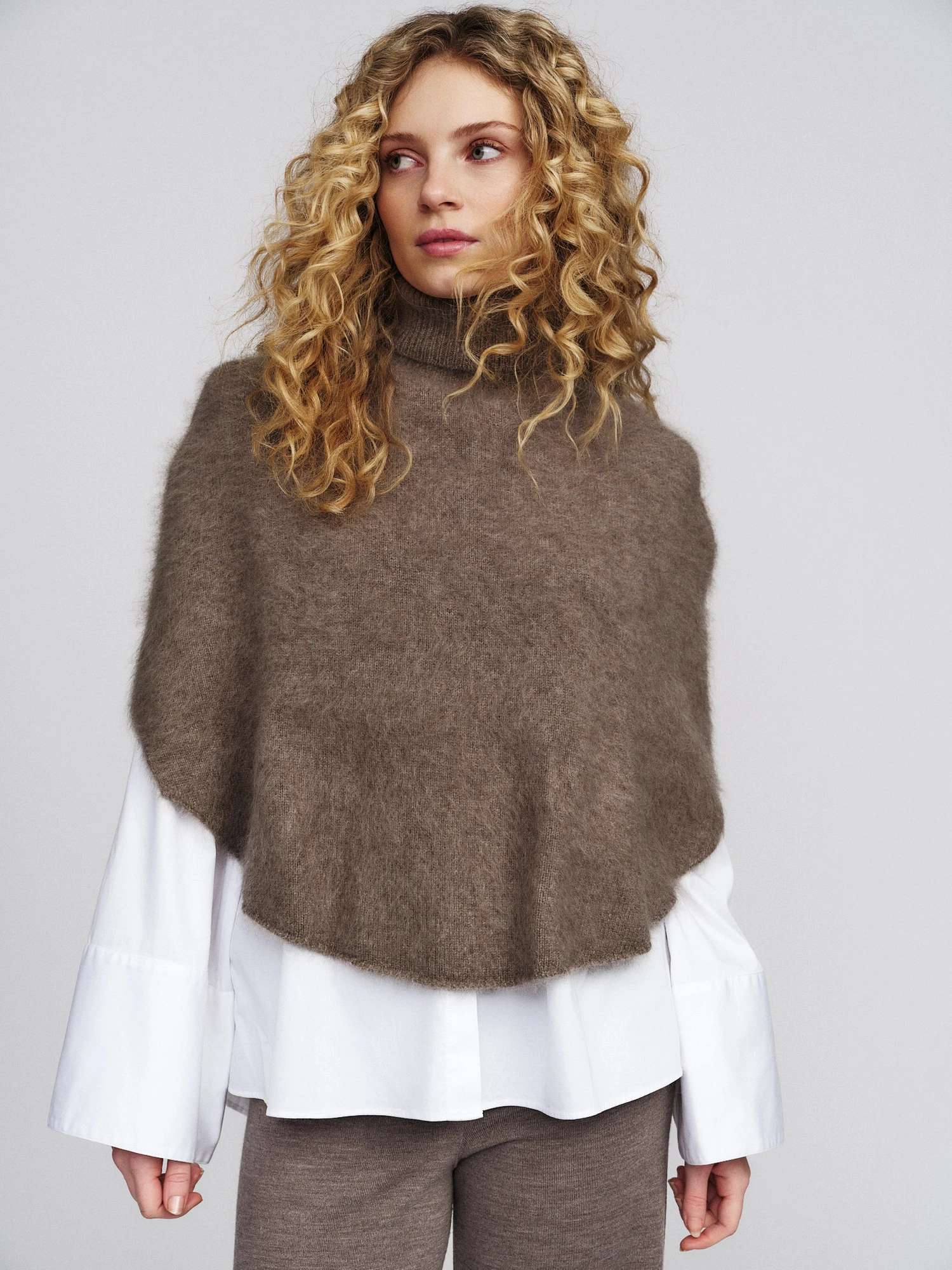 Maiken Brushed Poncho-light brown