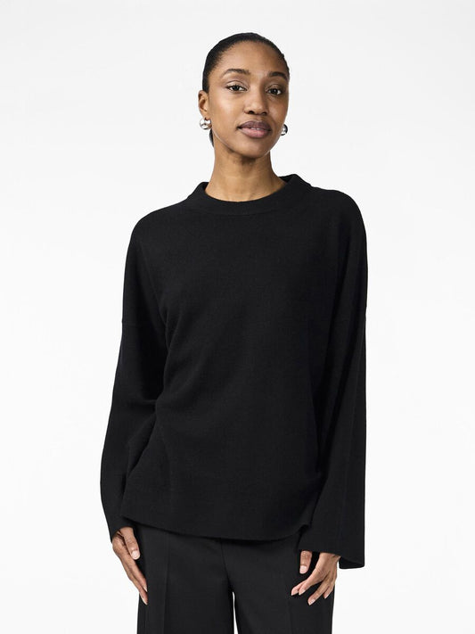 YasEmilie o'neck pullover - black