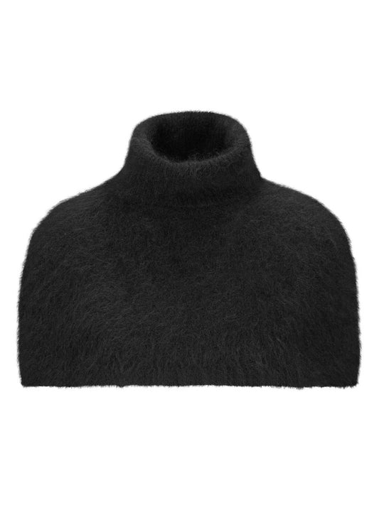 Sylvia chunky neck-black