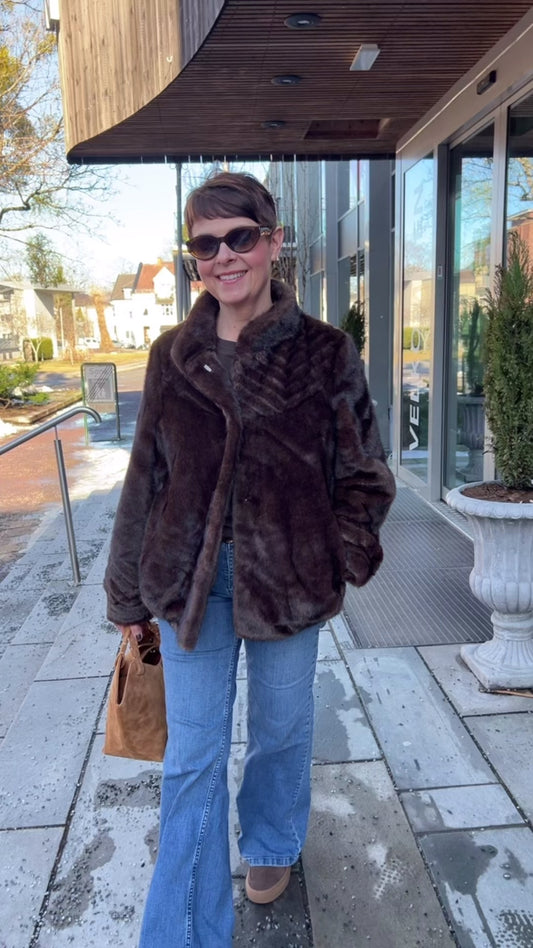 Kelly fuskepels jakke - minkbrun