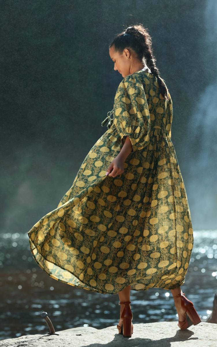 Bonnie dress - Oak print